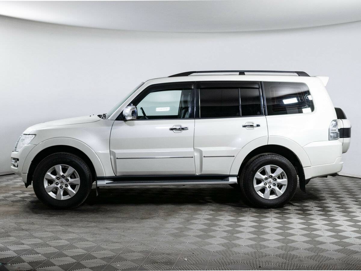 Mitsubishi Pajero 2021 года с пробегом. Фото: #7