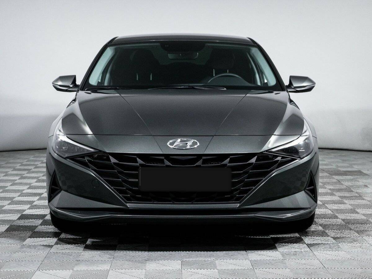 Hyundai Elantra 2021 года с пробегом. Фото: #1