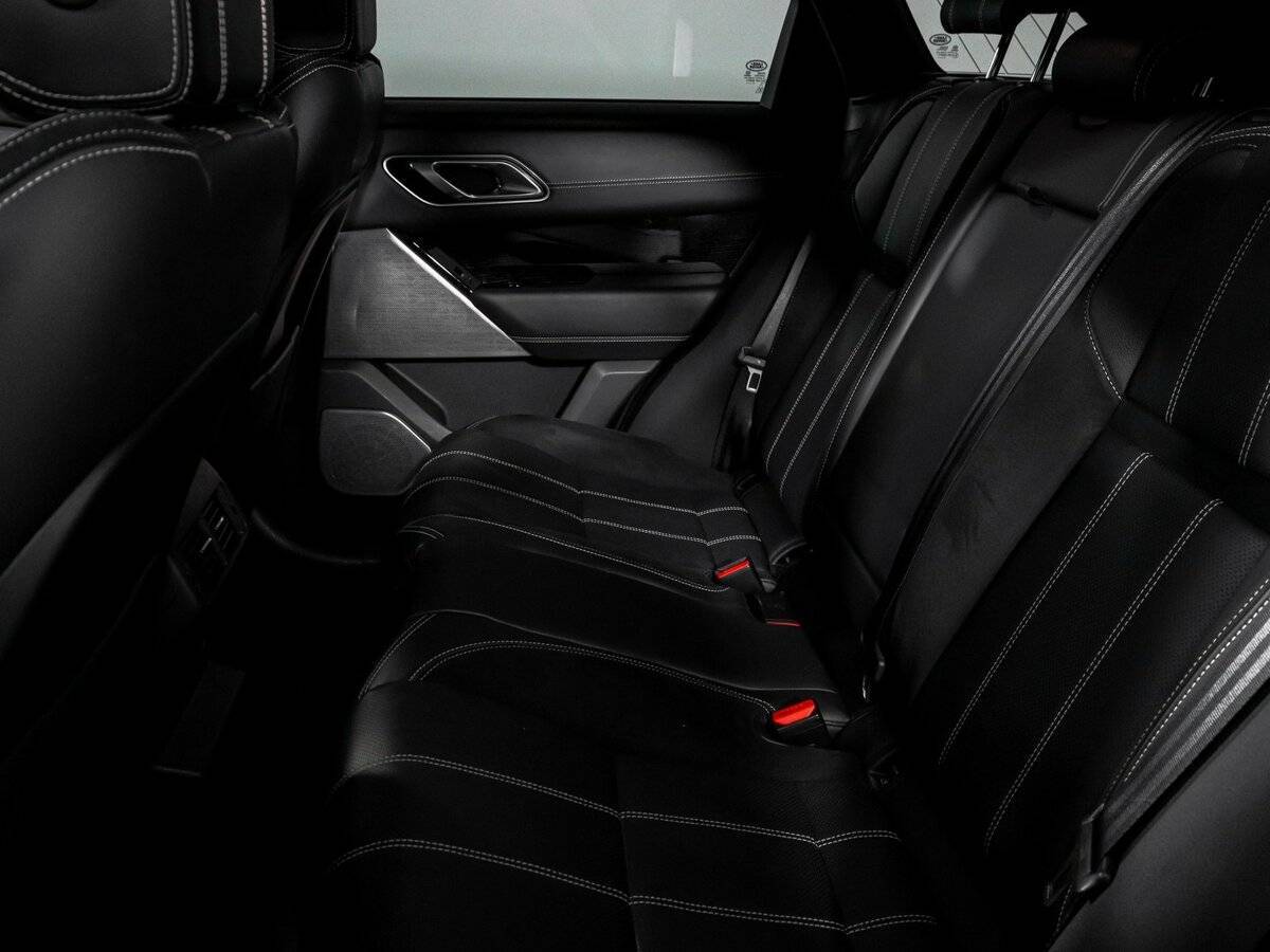 Land Rover Range Rover Velar 2017 года с пробегом. Фото: #7