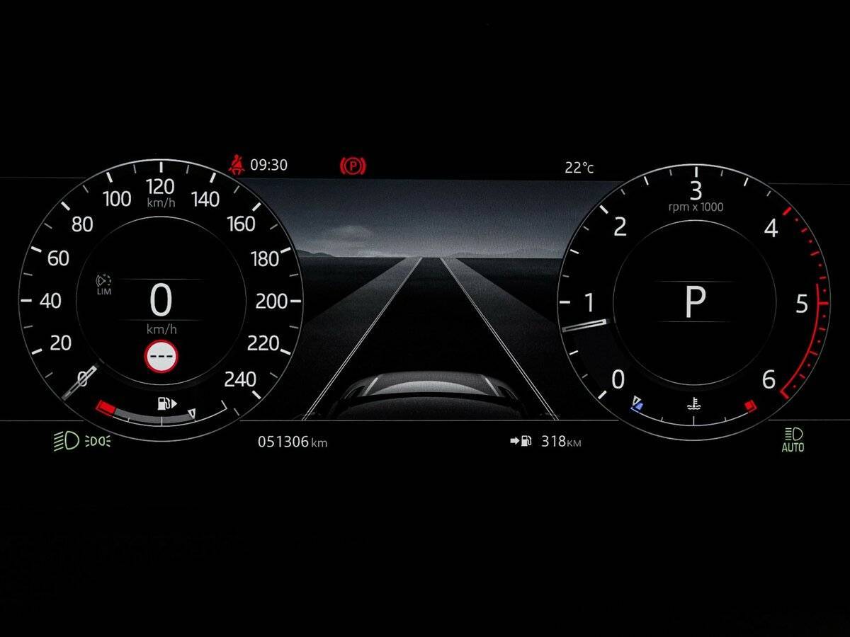 Land Rover Range Rover Velar 2017 года с пробегом. Фото: #8