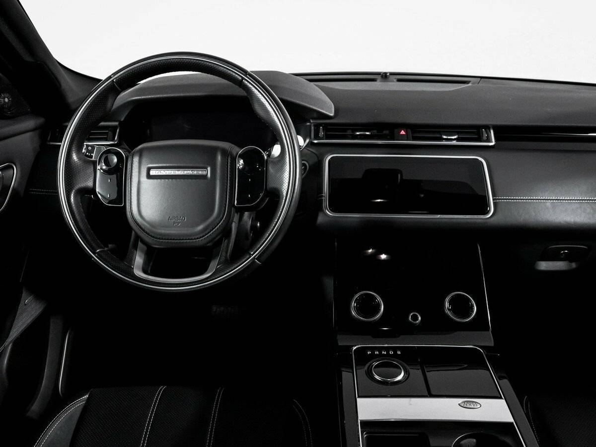 Land Rover Range Rover Velar 2017 года с пробегом. Фото: #9