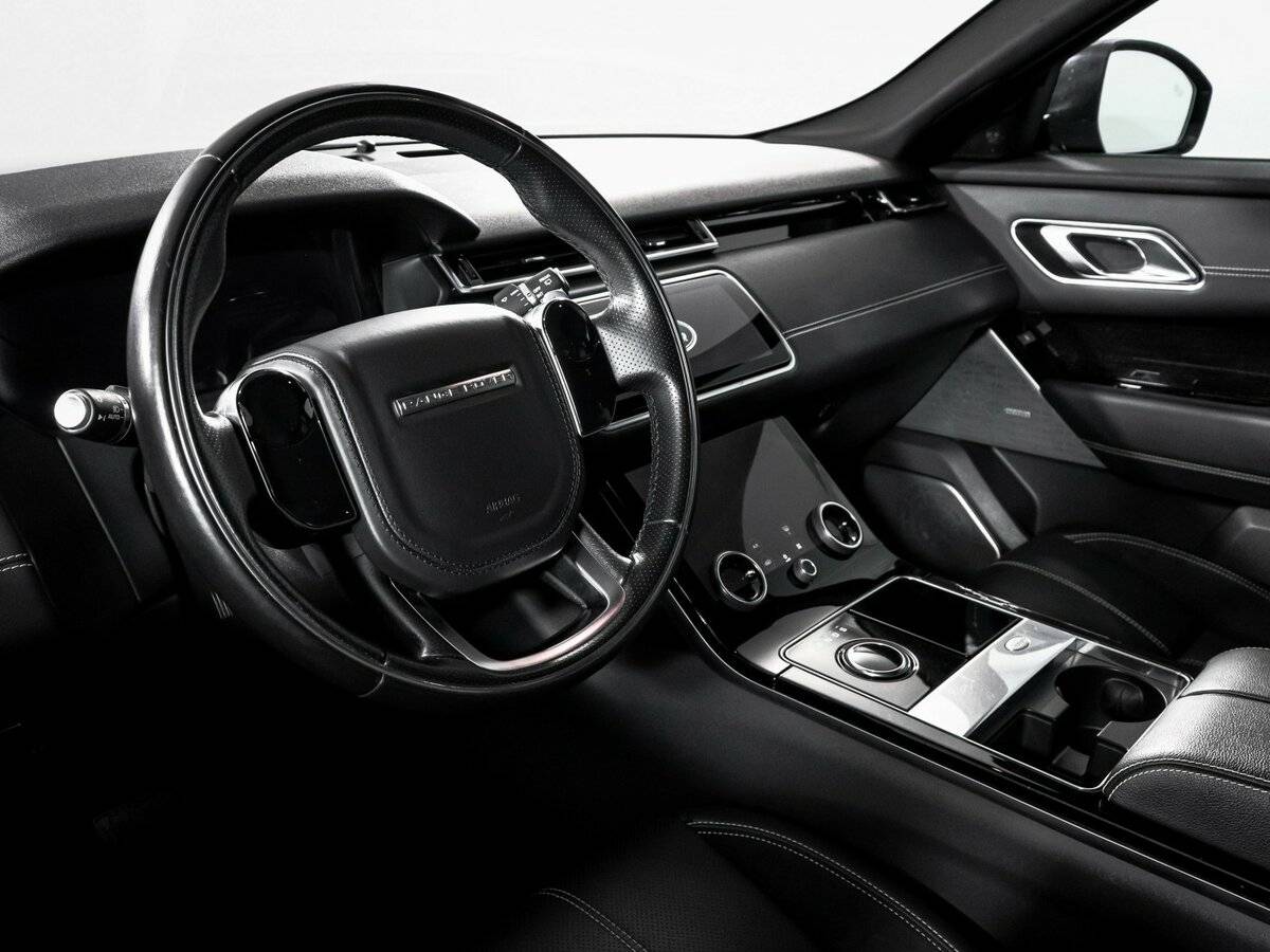 Land Rover Range Rover Velar 2017 года с пробегом. Фото: #10