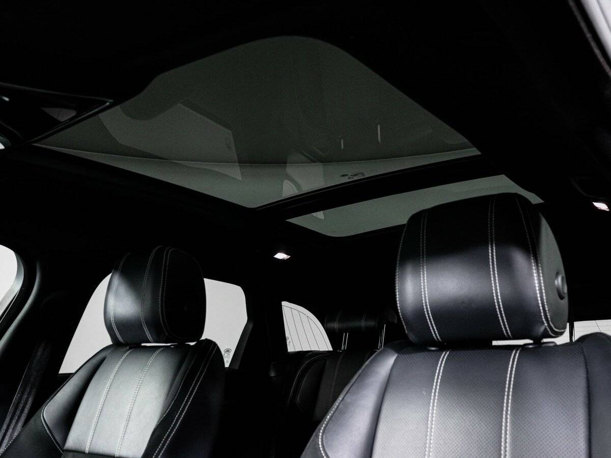 Land Rover Range Rover Velar 2017 года с пробегом. Фото: #17