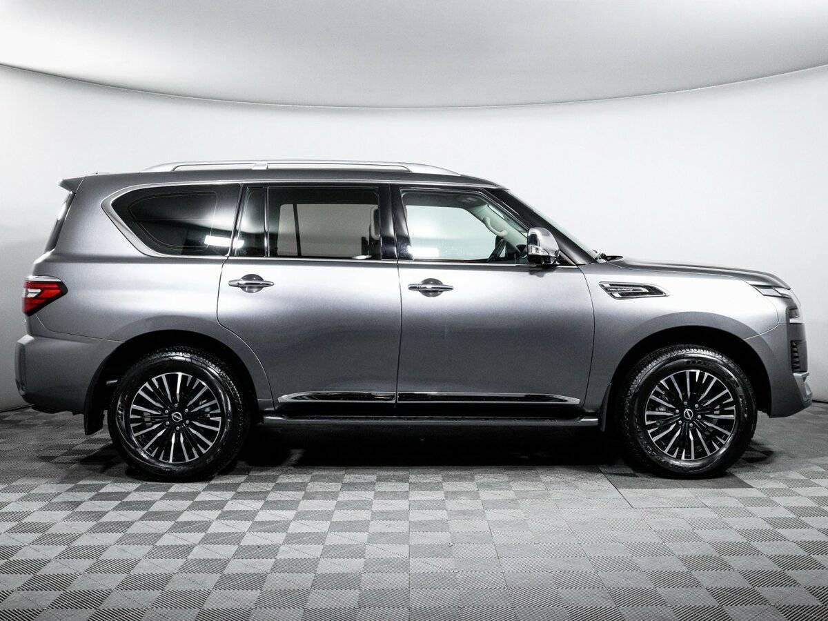 Nissan Patrol 2022 года с пробегом. Фото: #3