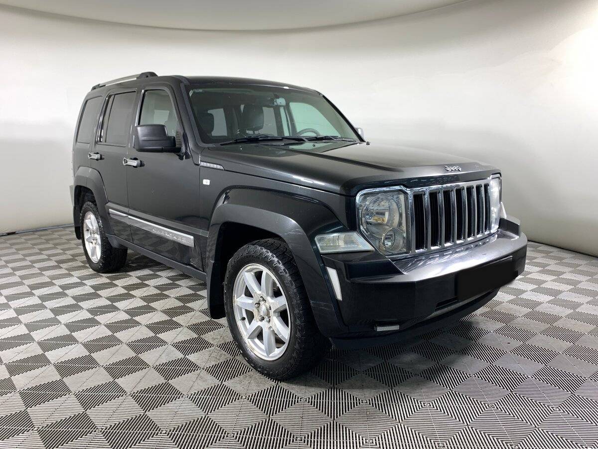 Jeep Cherokee 2008 года с пробегом. Фото: #2