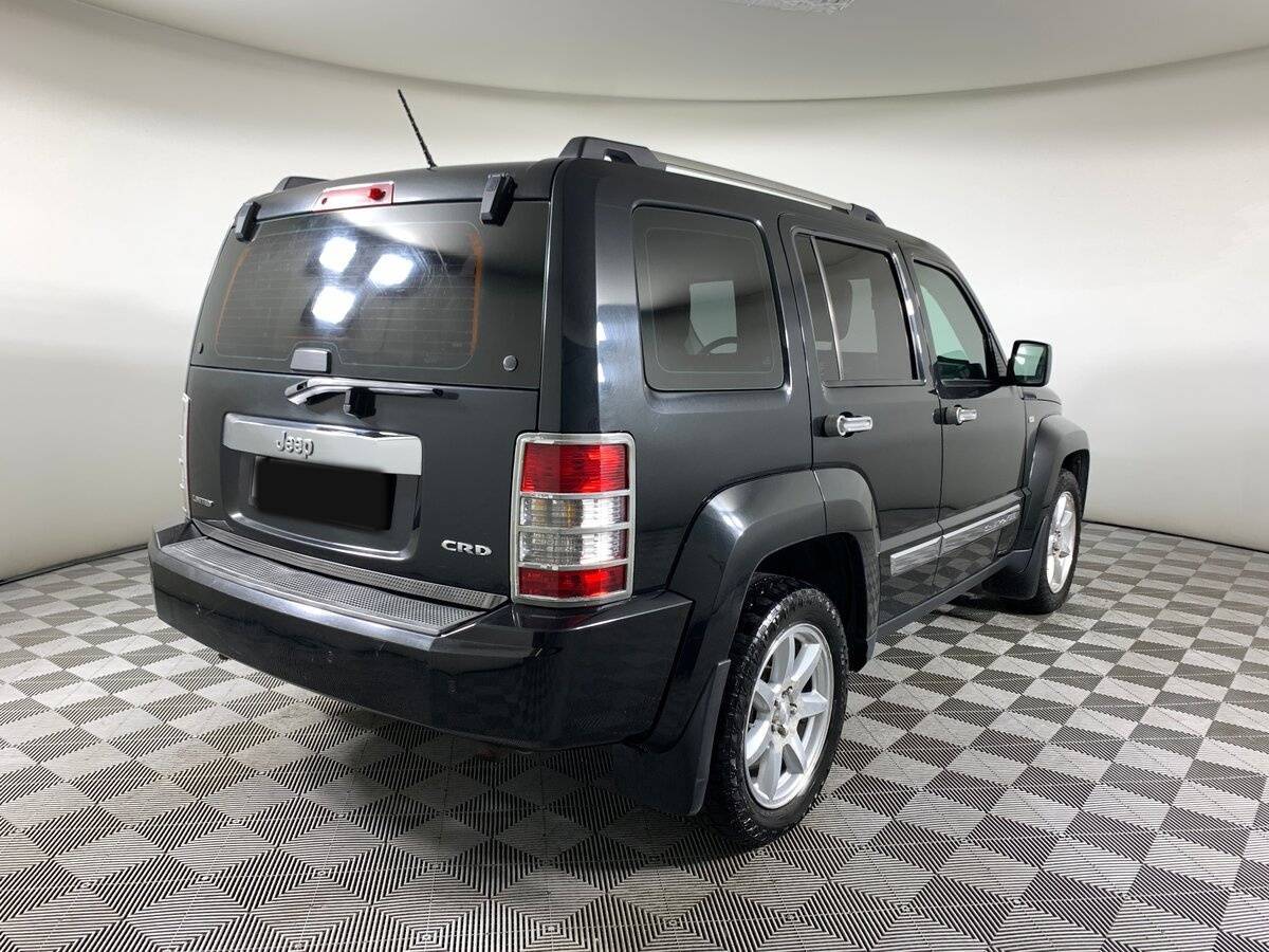 Jeep Cherokee 2008 года с пробегом. Фото: #4