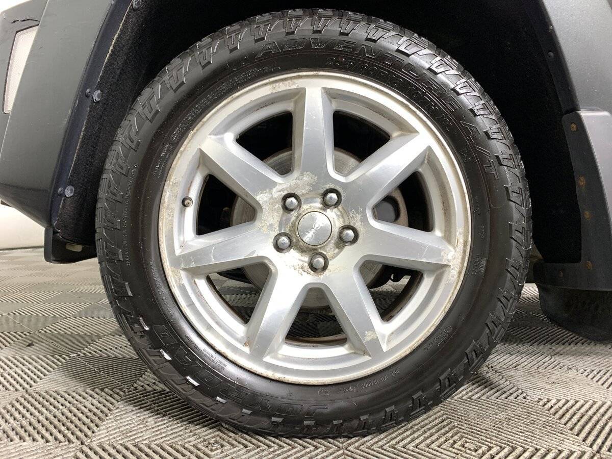 Jeep Cherokee 2008 года с пробегом. Фото: #8