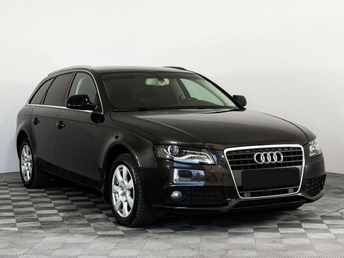 Audi A4 2010 года с пробегом. Фото: #2