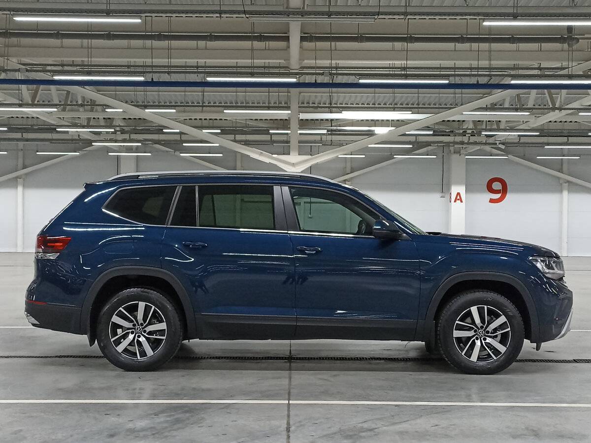 Volkswagen Teramont 2022 года с пробегом. Фото: #3