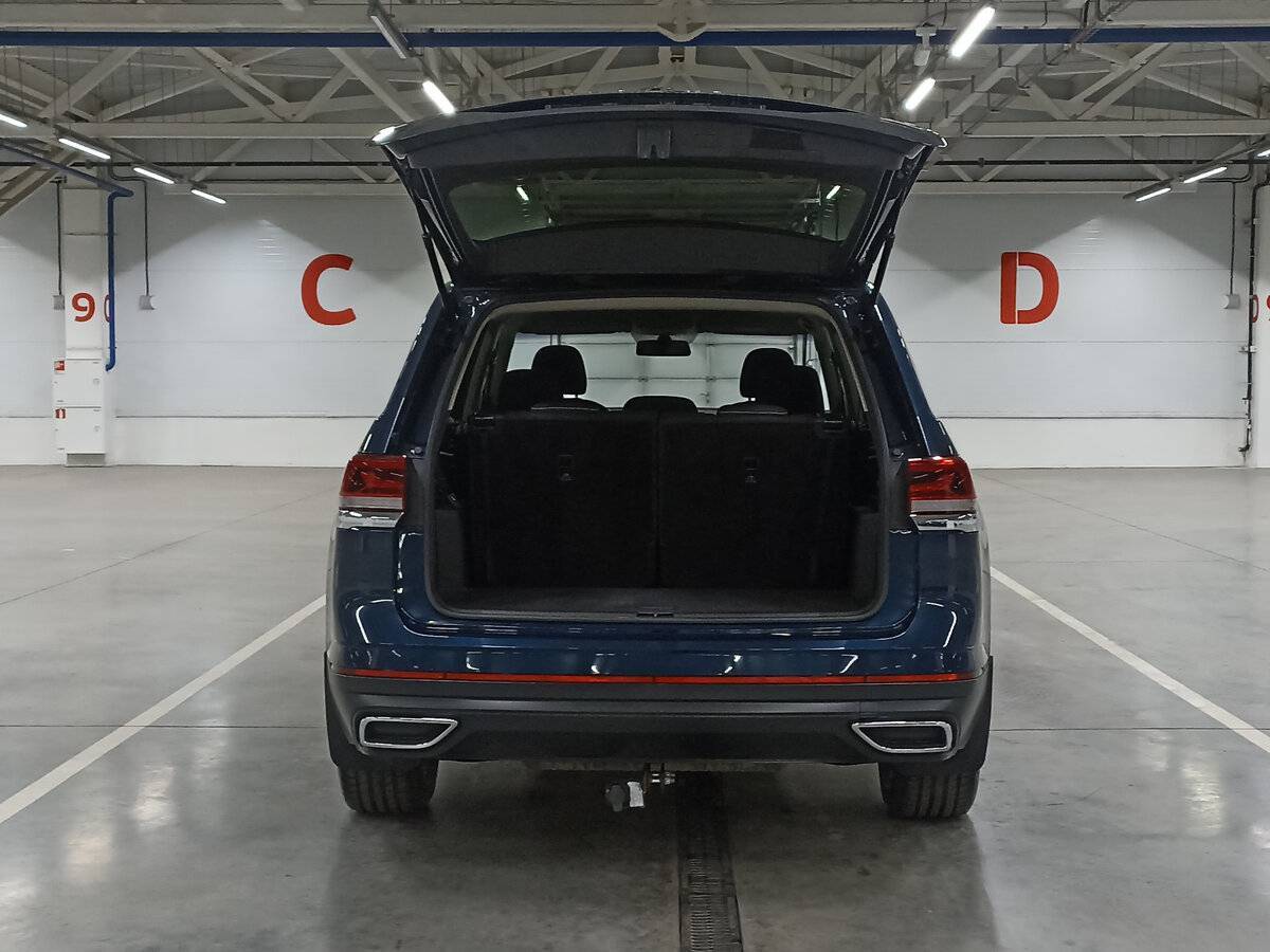 Volkswagen Teramont 2022 года с пробегом. Фото: #9