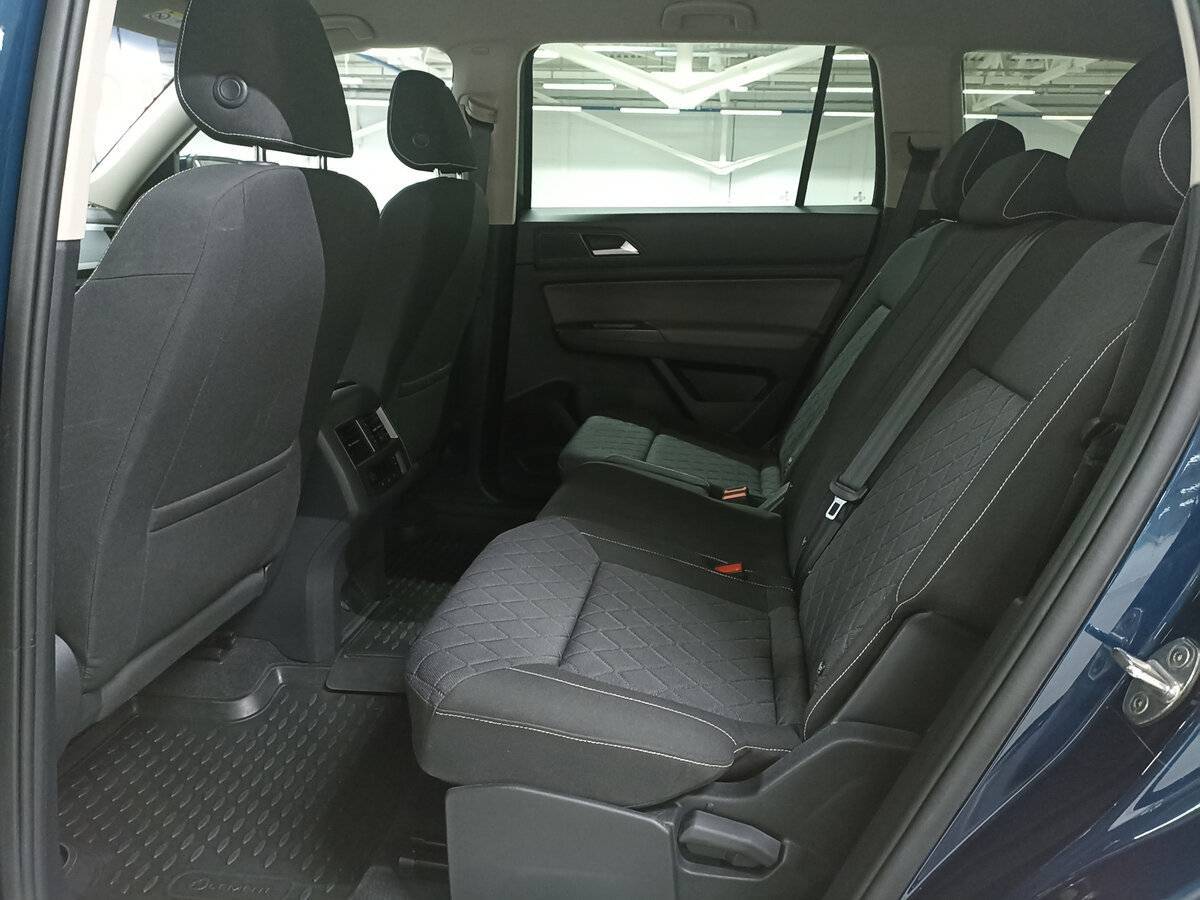 Volkswagen Teramont 2022 года с пробегом. Фото: #11