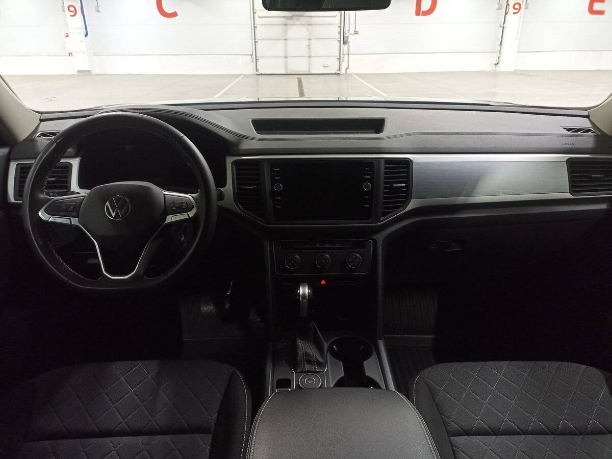 Volkswagen Teramont 2022 года с пробегом. Фото: #13