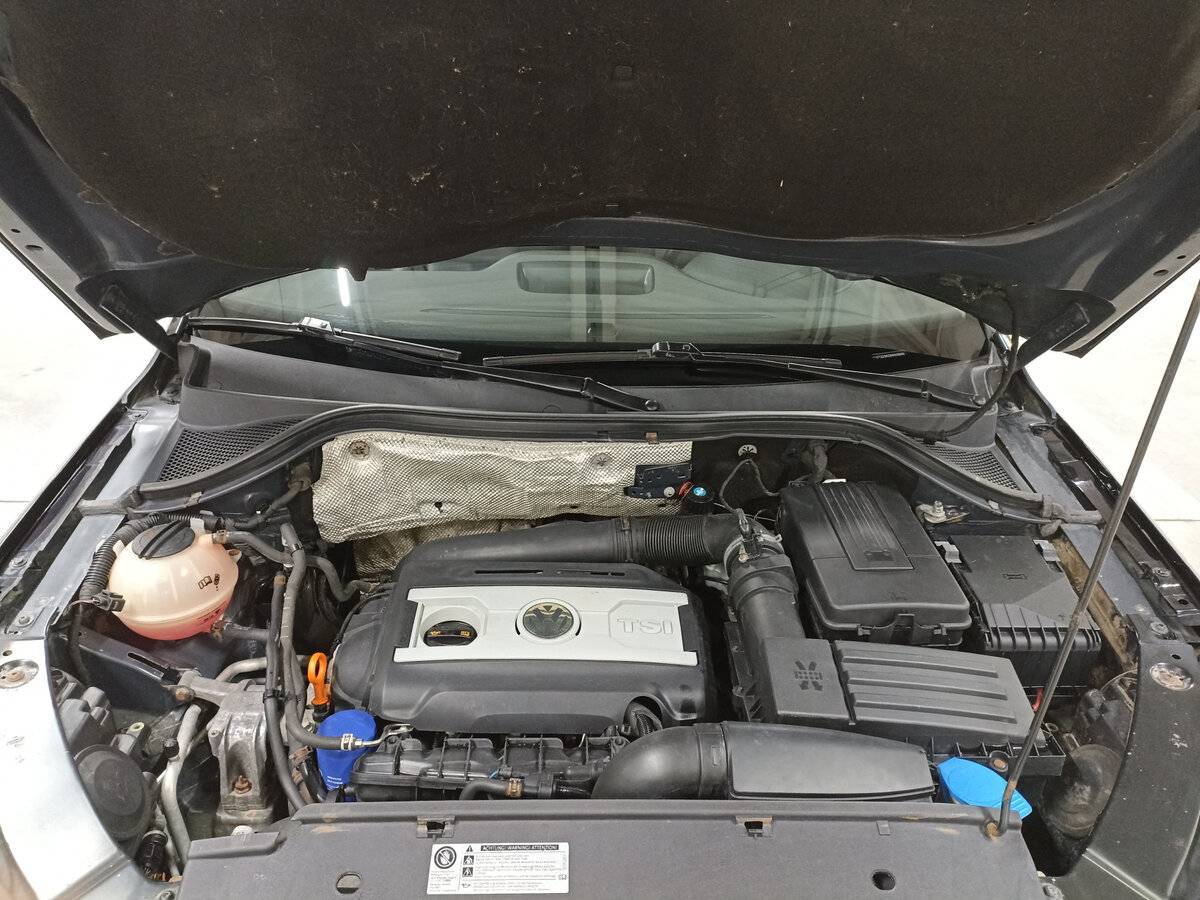 Volkswagen Tiguan 2009 года с пробегом. Фото: #8