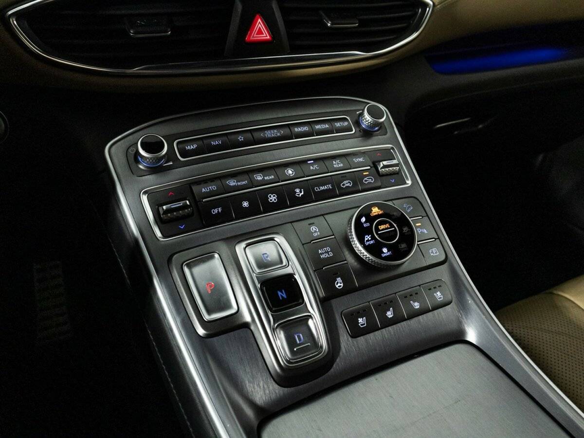 Hyundai Santa Fe 2020 года с пробегом. Фото: #22