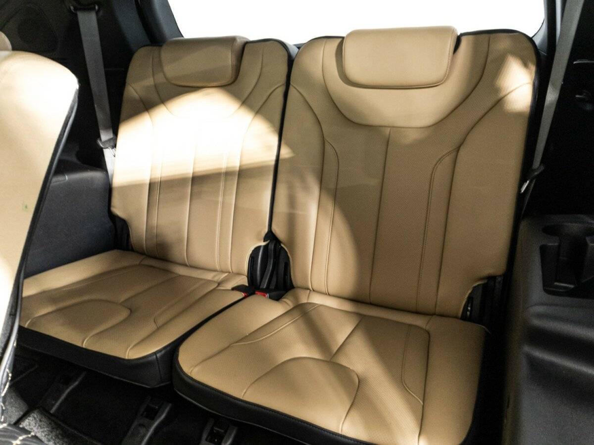 Hyundai Santa Fe 2020 года с пробегом. Фото: #25