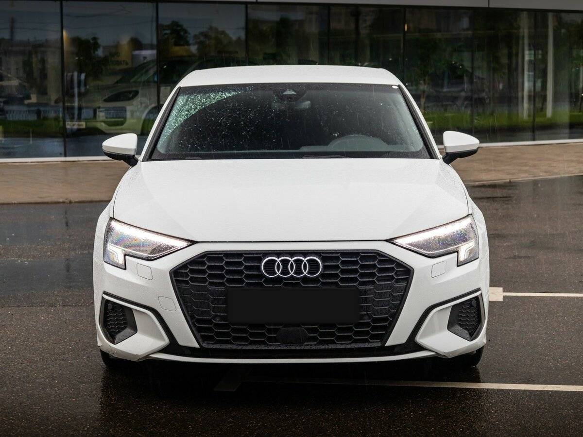 Audi A3 2021 года с пробегом. Фото: #2
