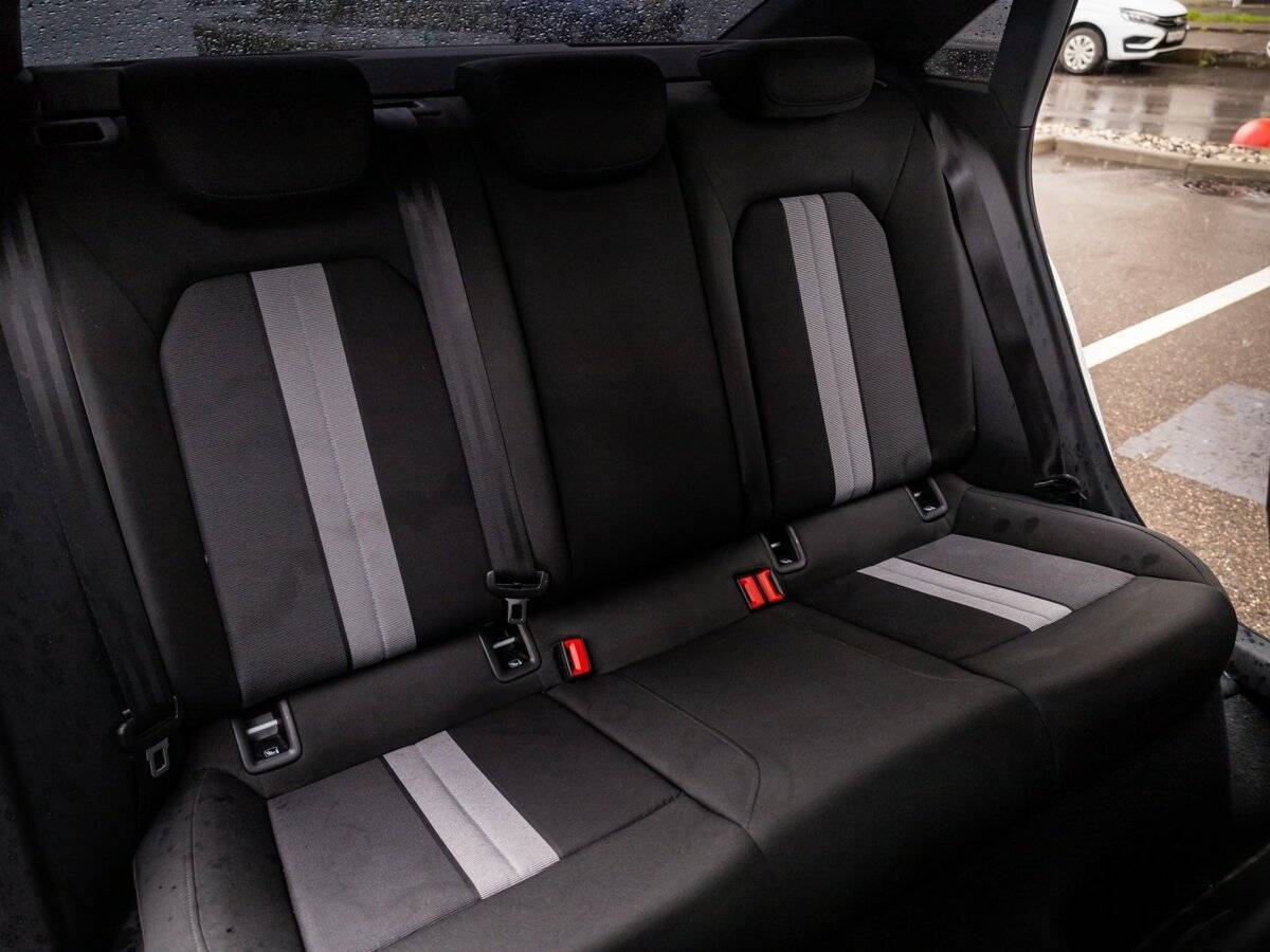 Audi A3 2021 года с пробегом. Фото: #10