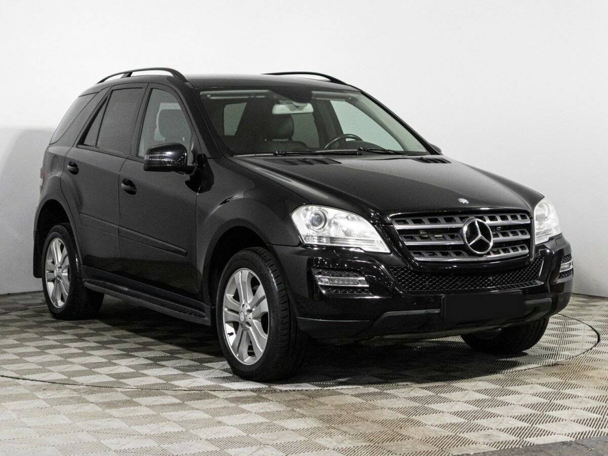 Mercedes-Benz M-Класс 2011 года с пробегом. Фото: #2
