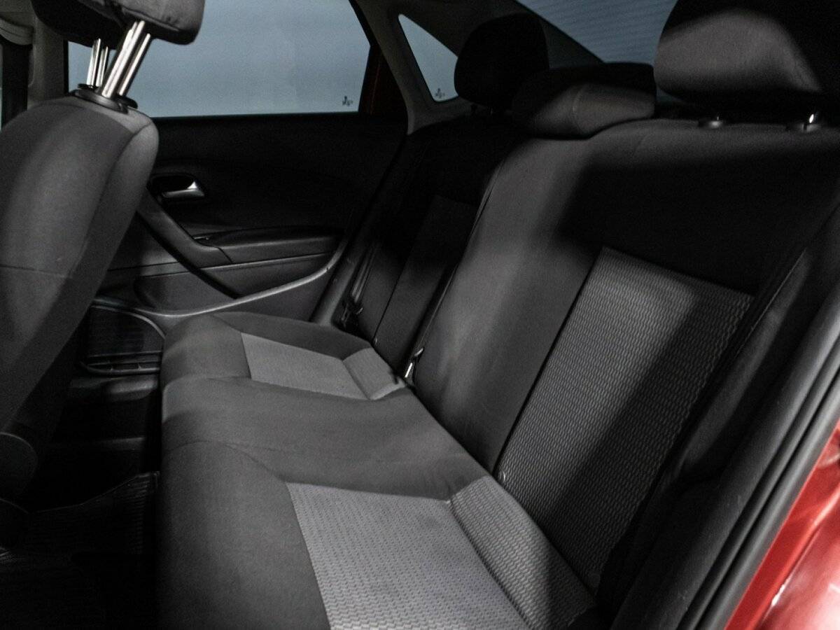 Volkswagen Polo 2010 года с пробегом. Фото: #9