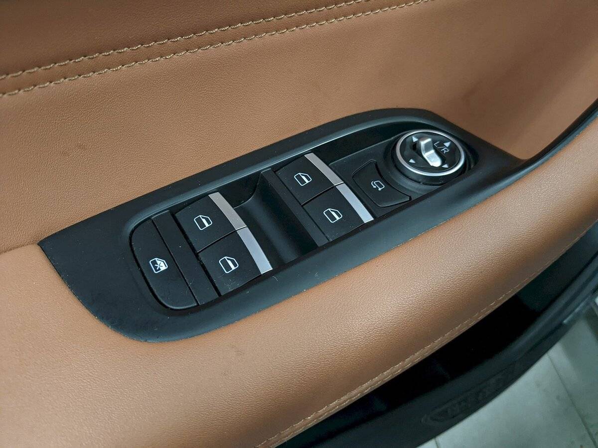 Chery Tiggo 8 Pro e+ 2023 года с пробегом. Фото: #11