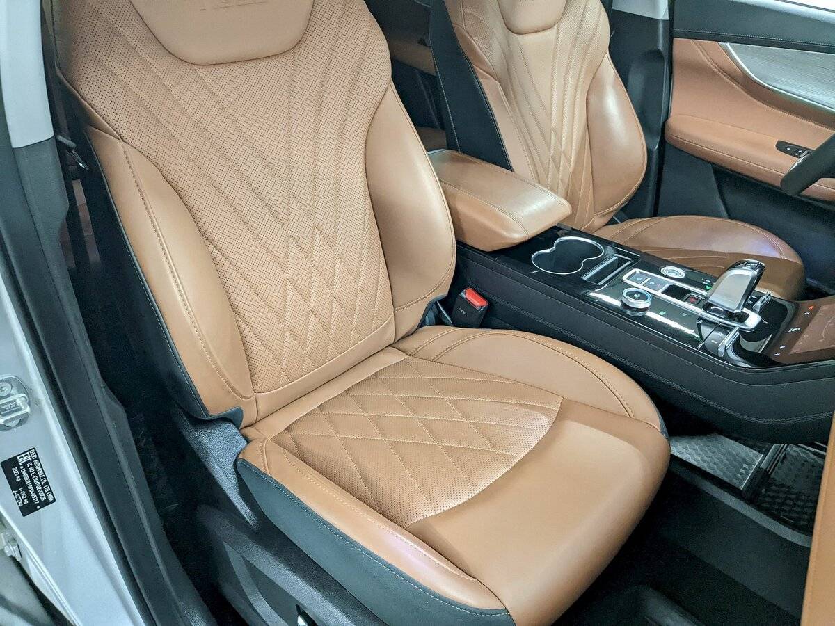 Chery Tiggo 8 Pro e+ 2023 года с пробегом. Фото: #23