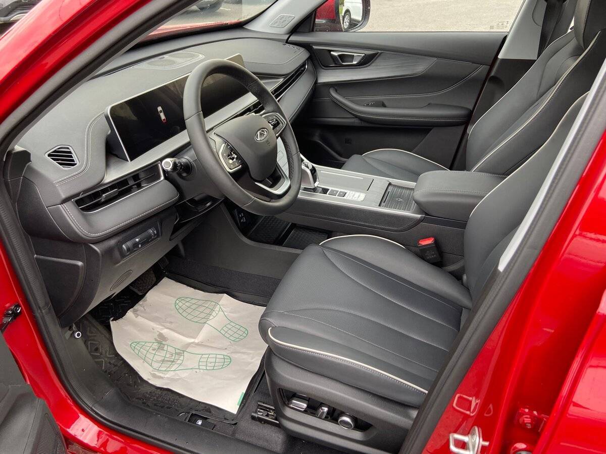 Chery Tiggo 4 2025 года с пробегом. Фото: #8