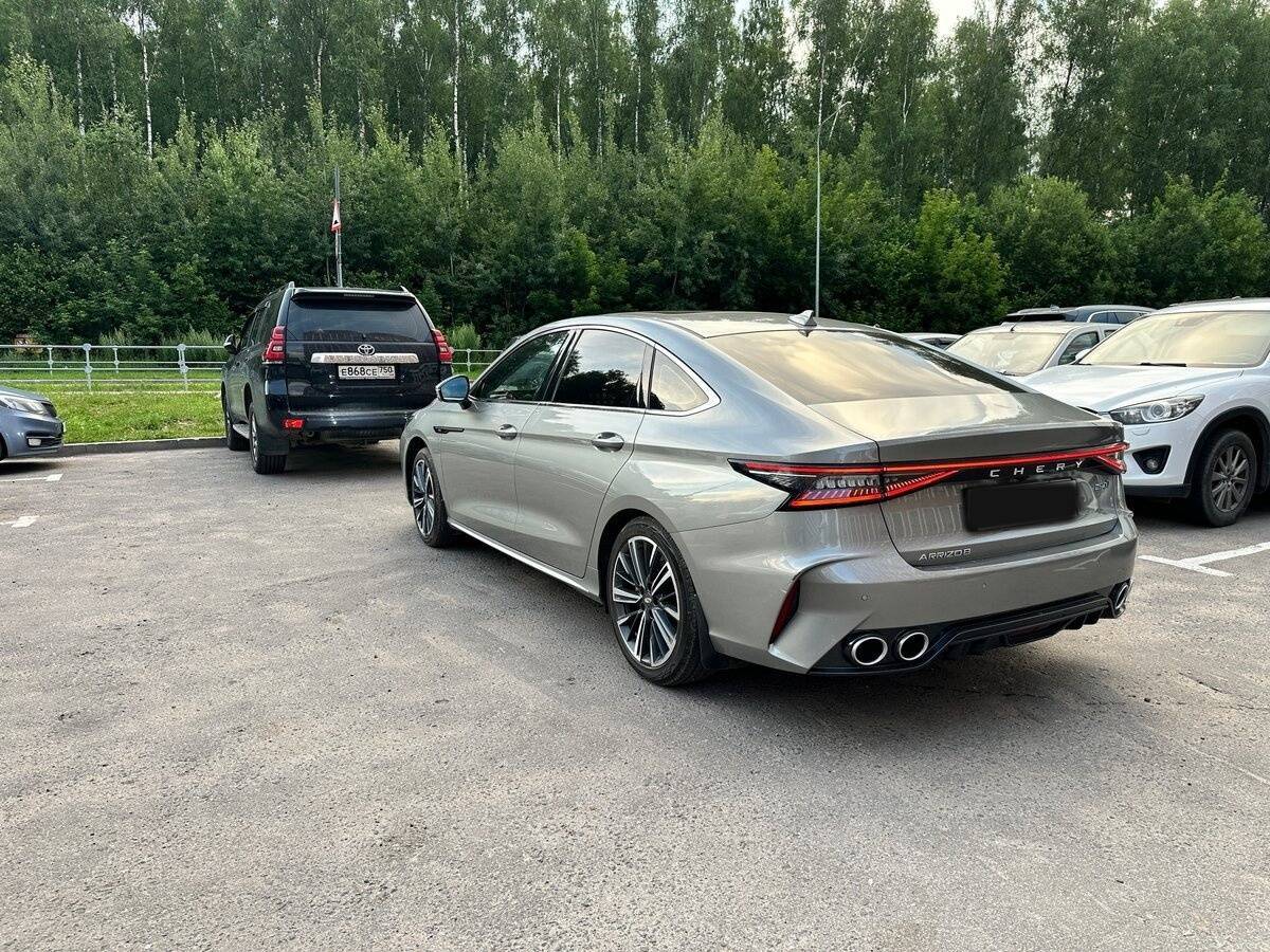 Chery Arrizo 8 2023 года с пробегом. Фото: #3
