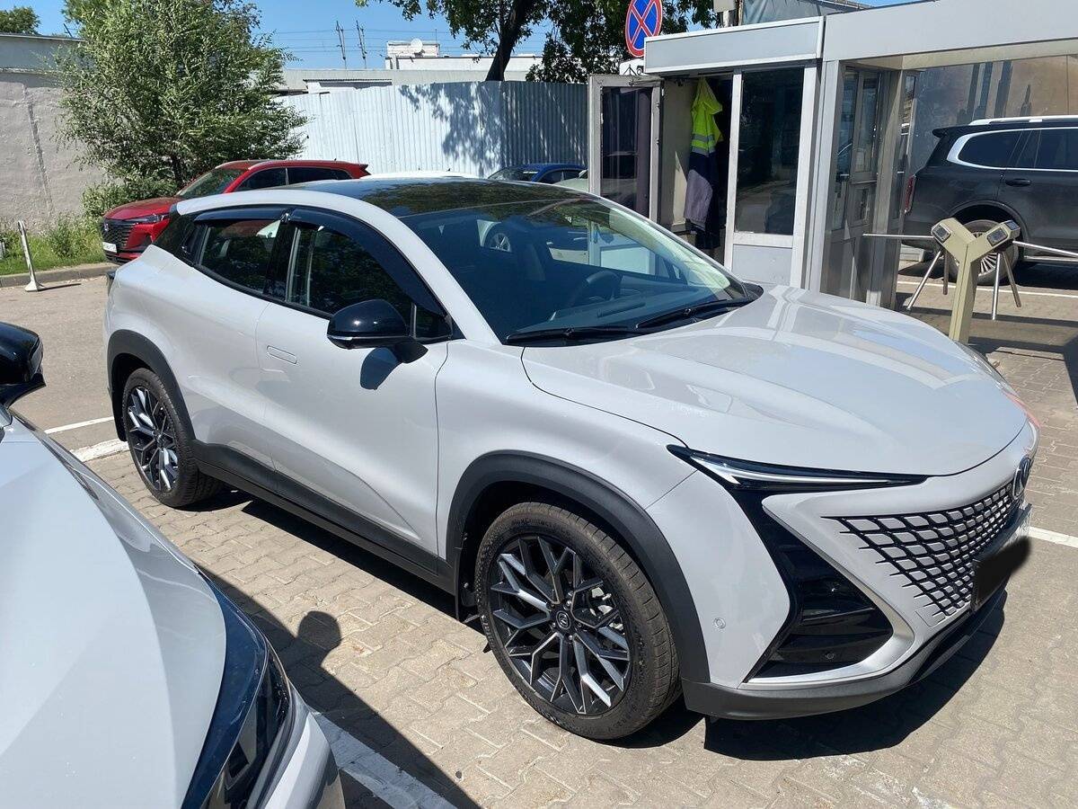 Changan UNI-T 2023 года с пробегом. Фото: #2