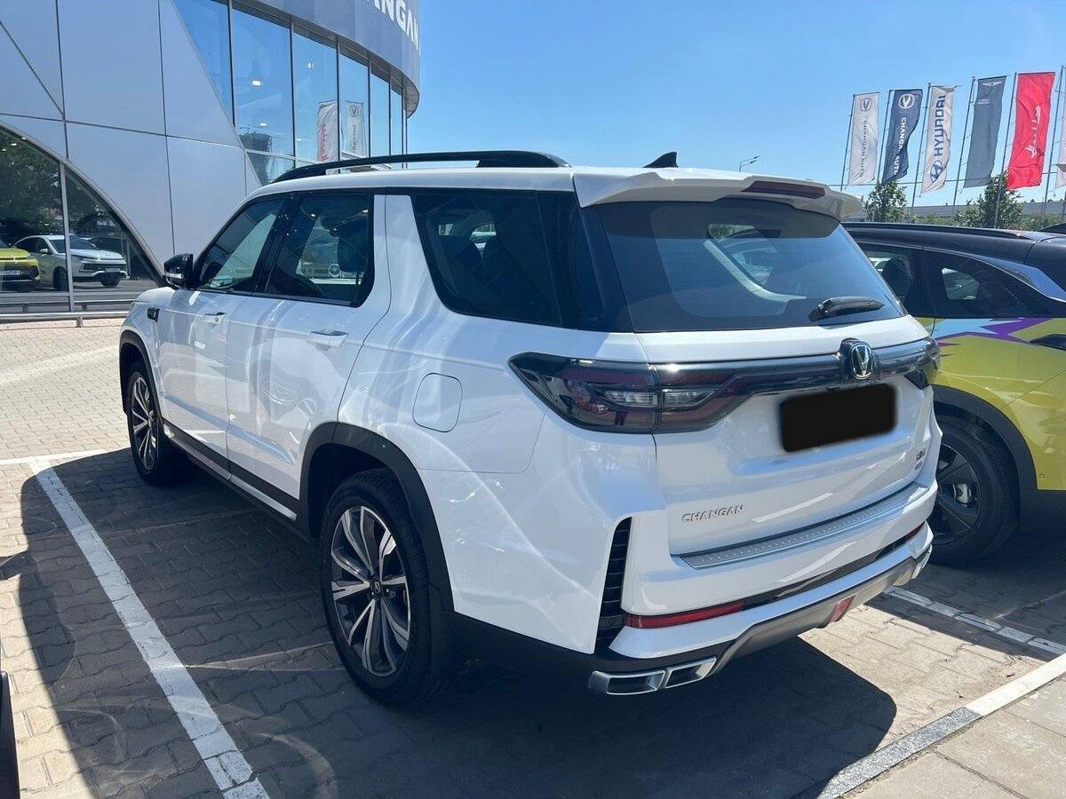 Changan CS95 2023 года с пробегом. Фото: #2