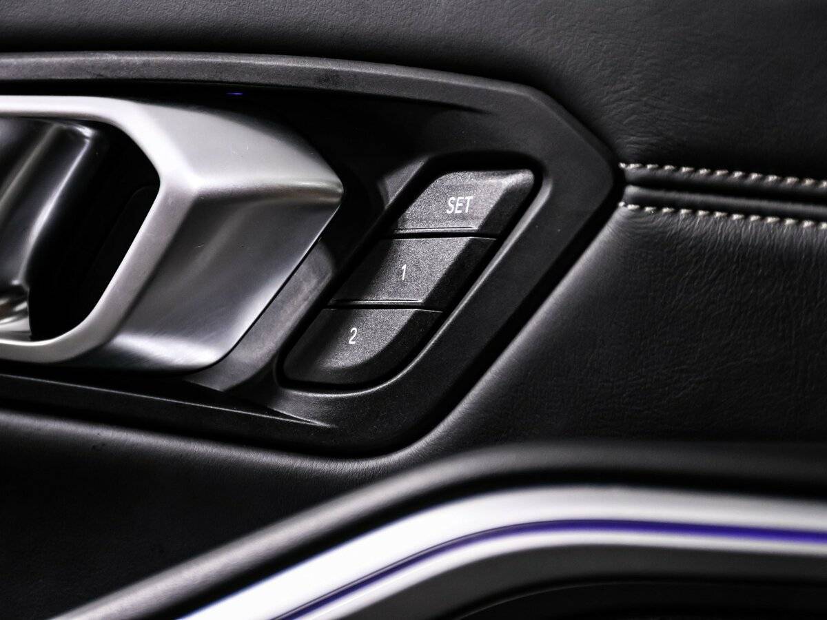 BMW 3 серии 2019 года с пробегом. Фото: #19