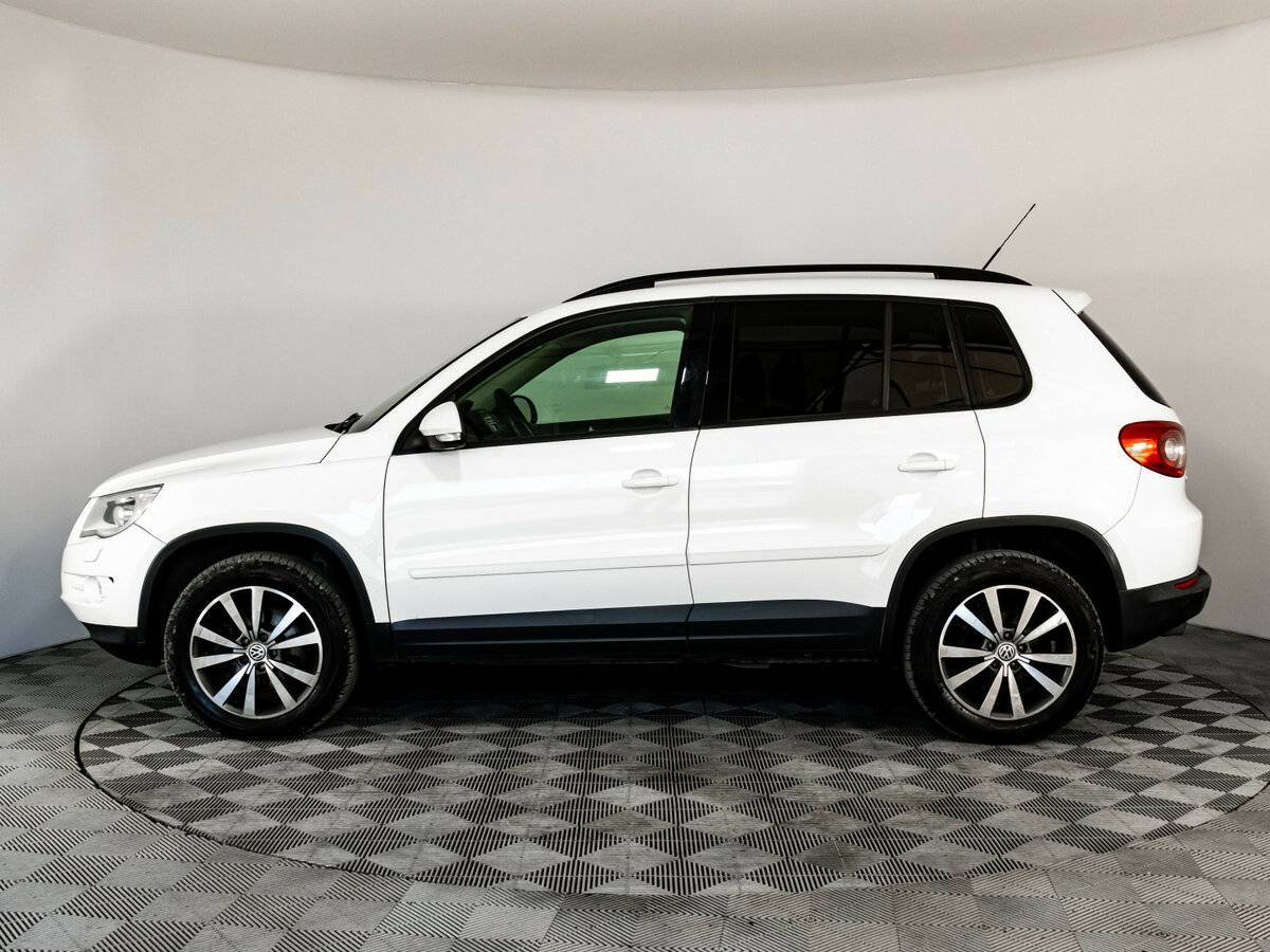Volkswagen Tiguan 2010 года с пробегом. Фото: #7
