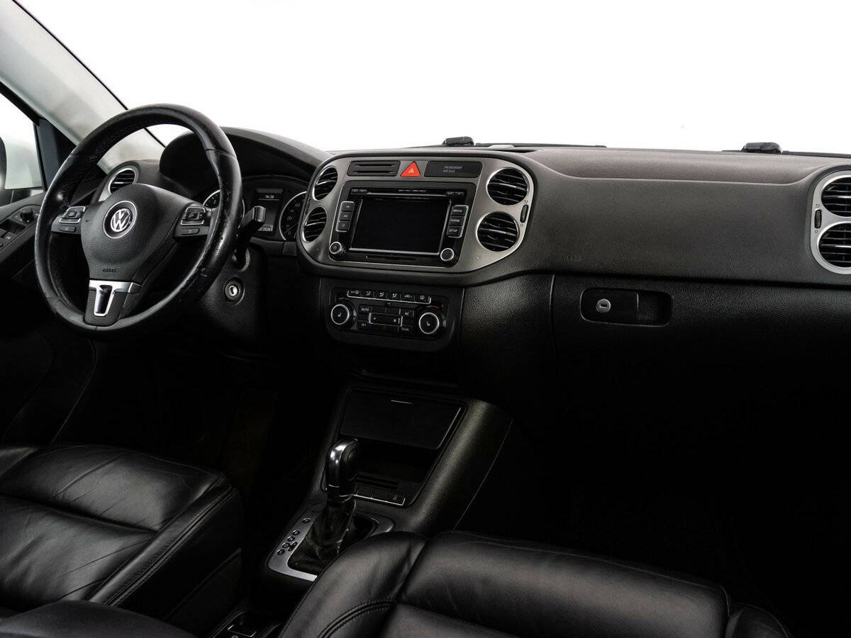 Volkswagen Tiguan 2010 года с пробегом. Фото: #8