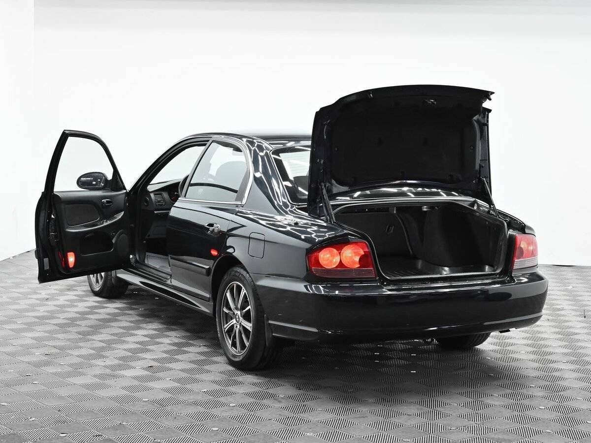 Hyundai Sonata 2011 года с пробегом. Фото: #4