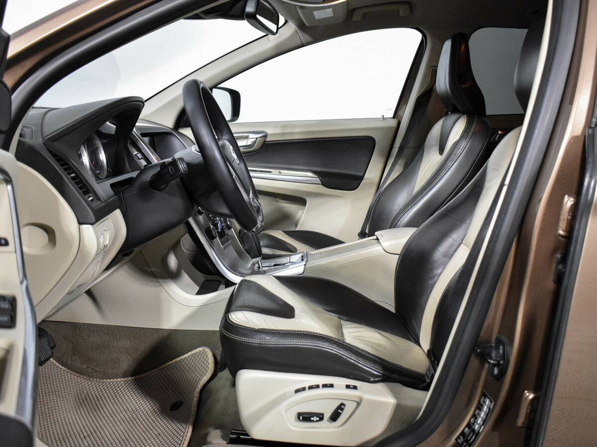 Volvo XC60 2011 года с пробегом. Фото: #11