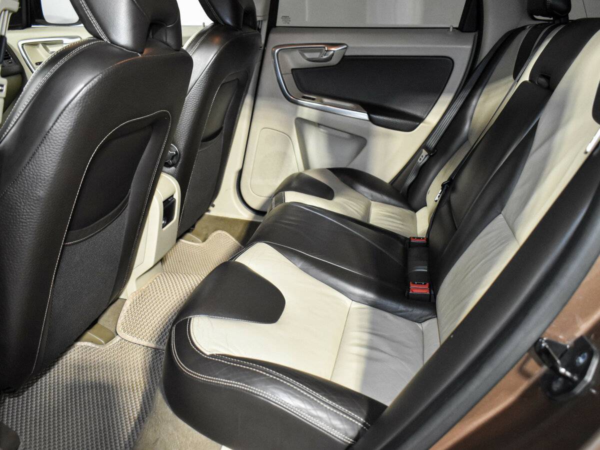 Volvo XC60 2011 года с пробегом. Фото: #20