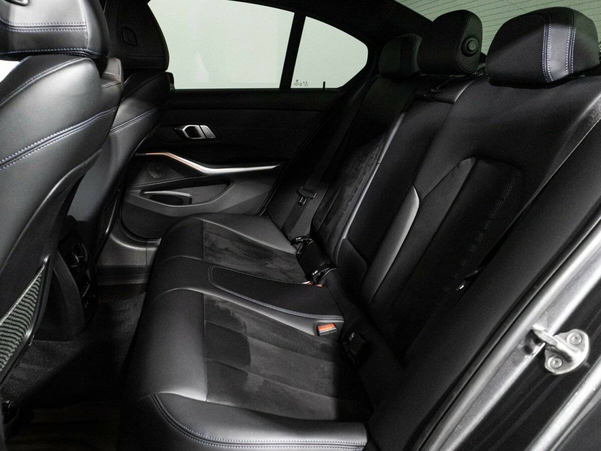 BMW 3 серии 2020 года с пробегом. Фото: #9