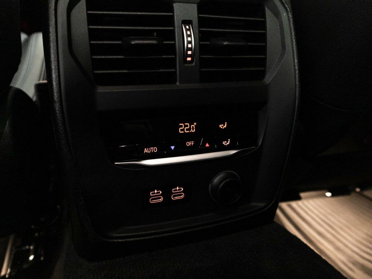 BMW 3 серии 2020 года с пробегом. Фото: #22