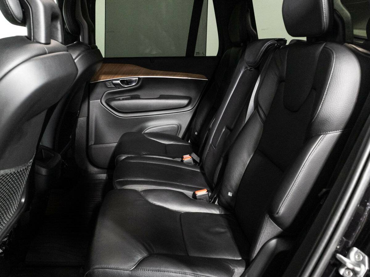 Volvo XC90 2021 года с пробегом. Фото: #9