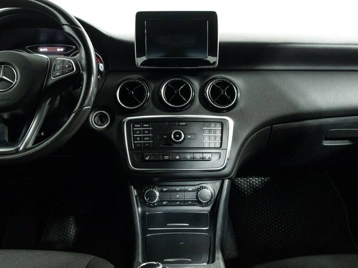 Mercedes-Benz A-Класс 2017 года с пробегом. Фото: #13