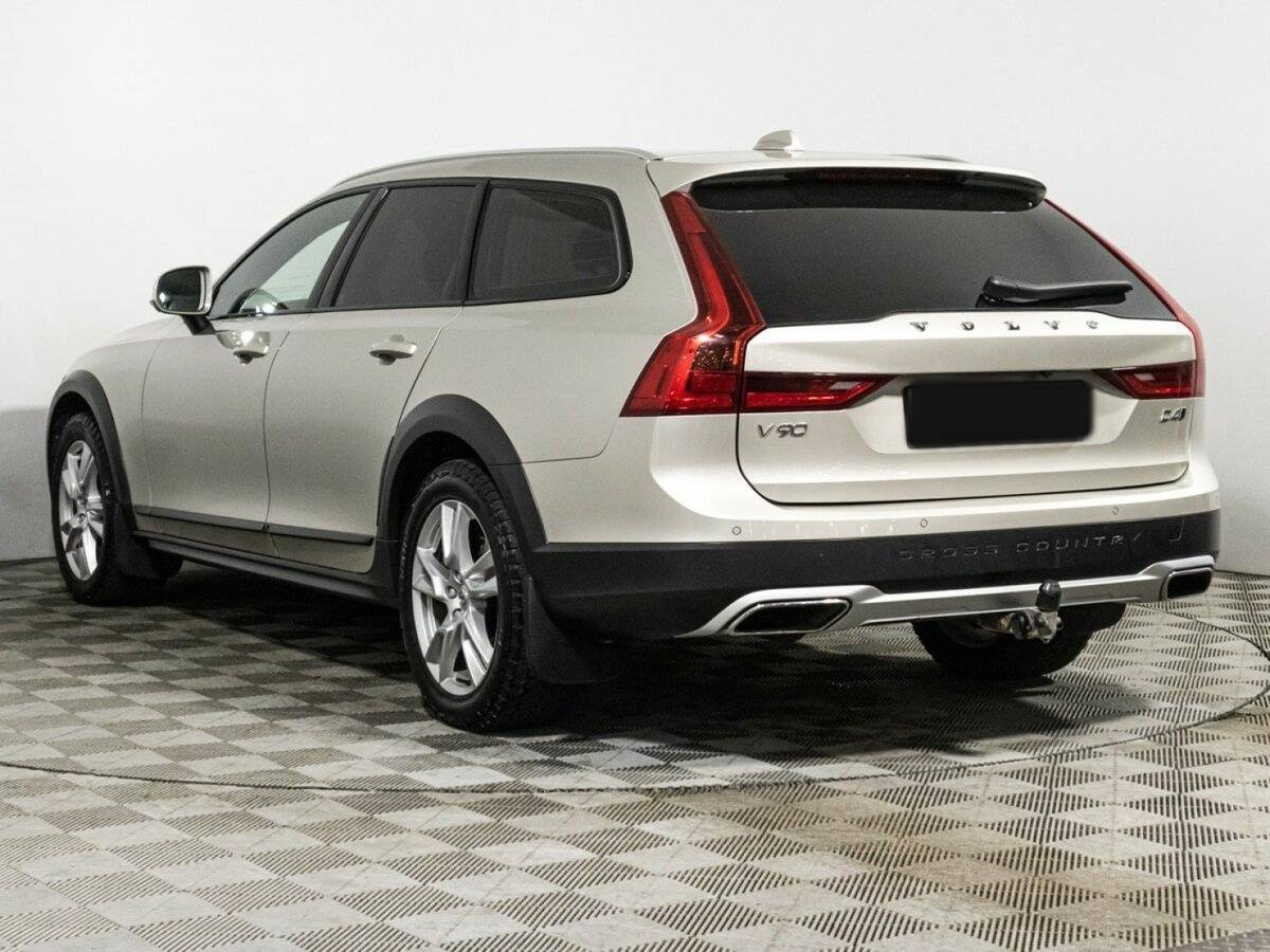 Volvo V90 Cross Country 2017 года с пробегом. Фото: #6
