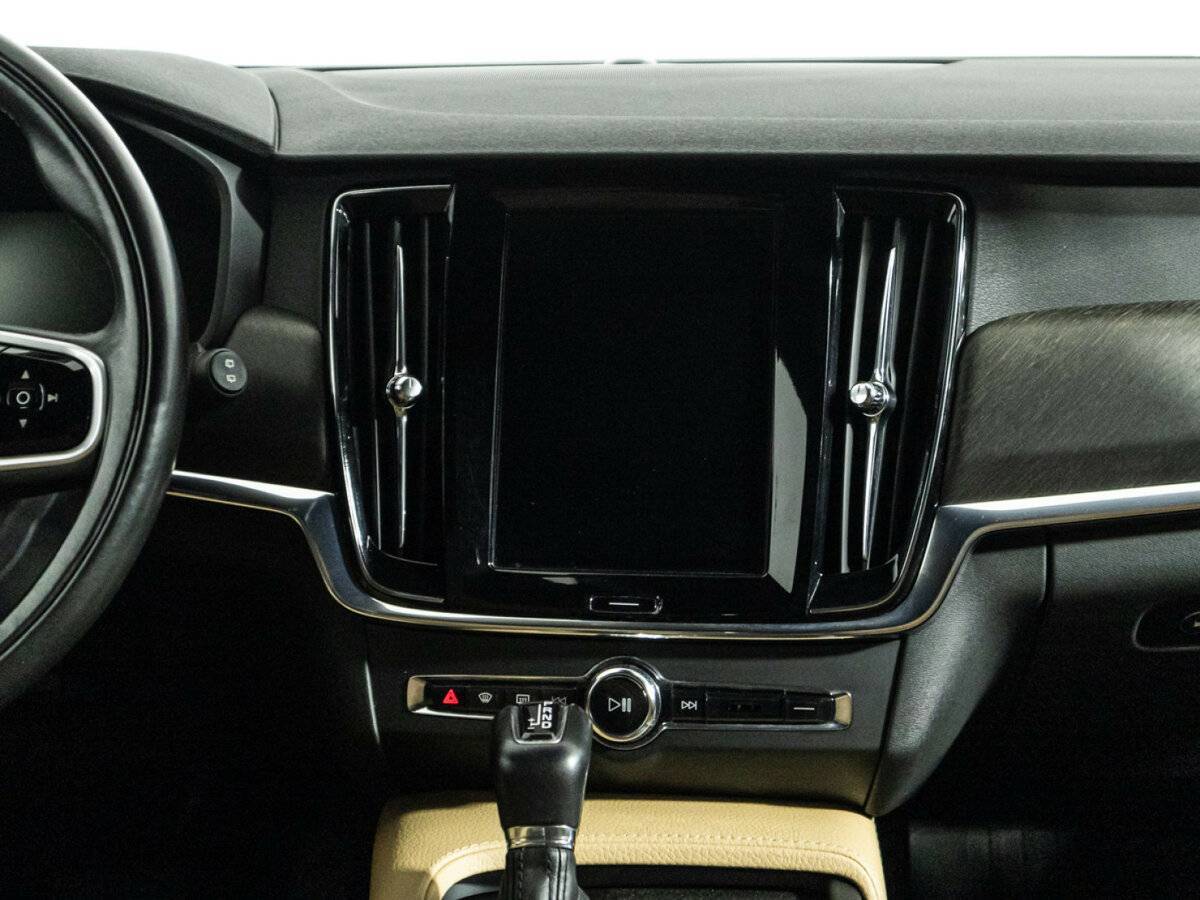 Volvo V90 Cross Country 2017 года с пробегом. Фото: #12