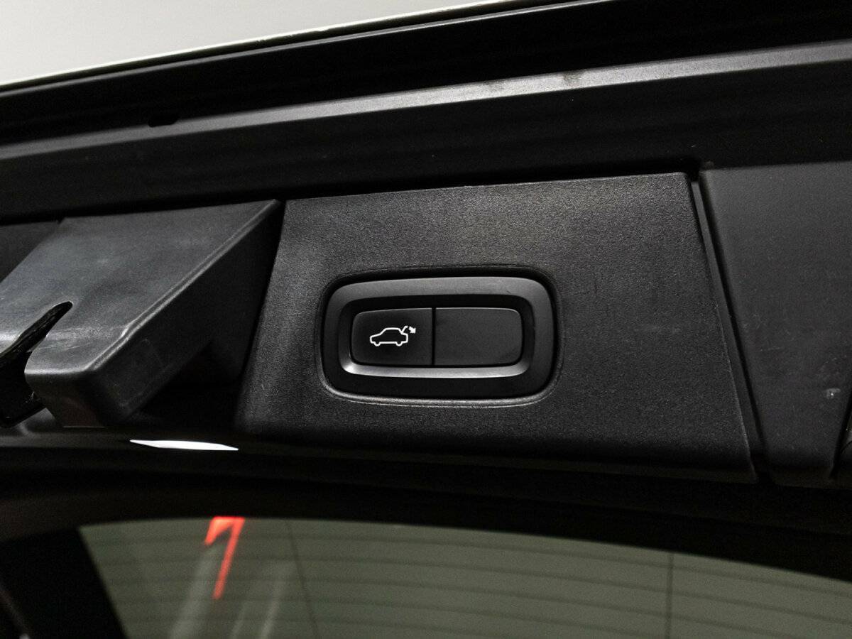 Volvo V90 Cross Country 2017 года с пробегом. Фото: #14