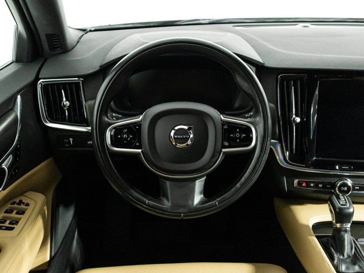 Volvo V90 Cross Country 2017 года с пробегом. Фото: #20