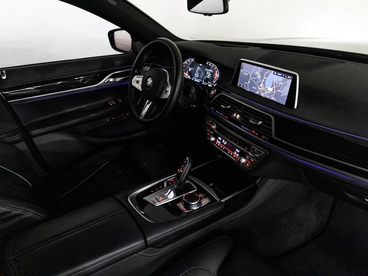 BMW 7 серии 2020 года с пробегом. Фото: #29