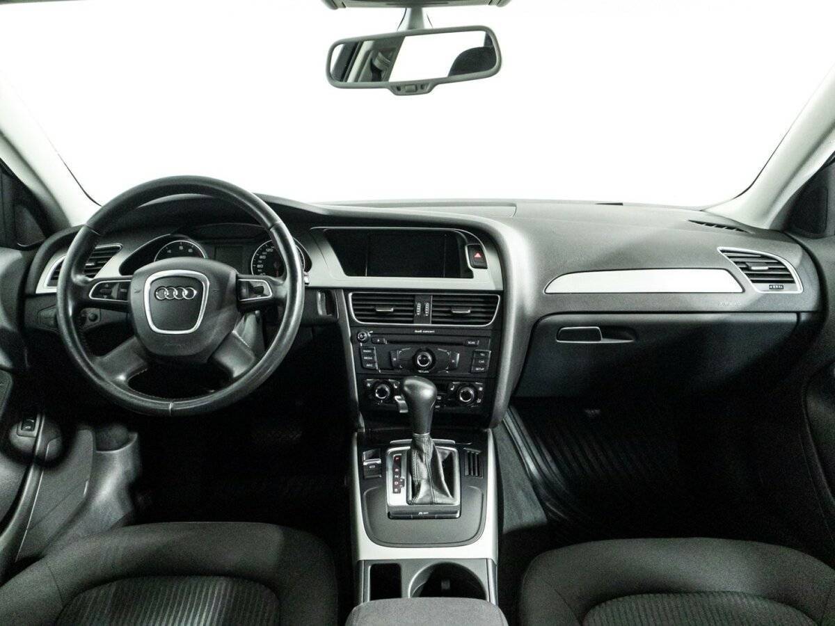 Audi A4 2011 года с пробегом. Фото: #12