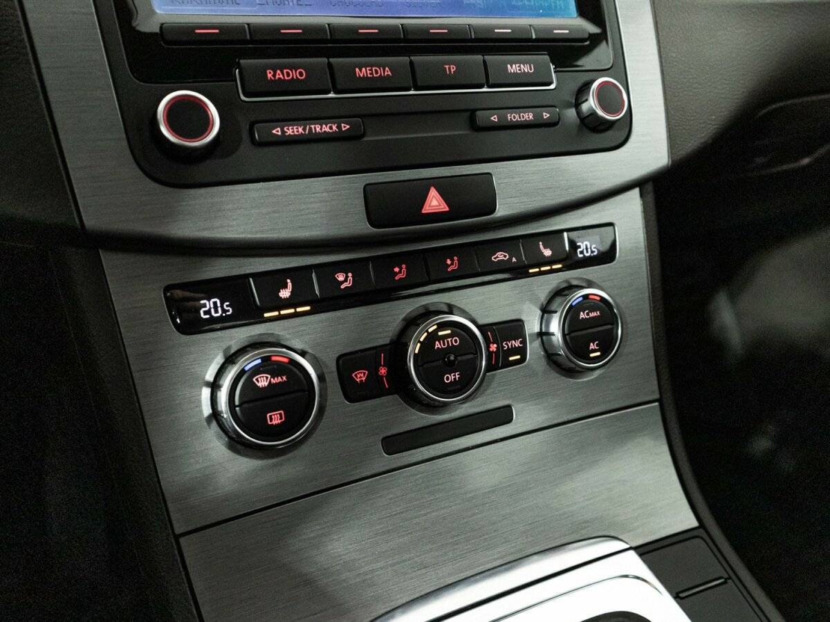 Volkswagen Passat 2011 года с пробегом. Фото: #16