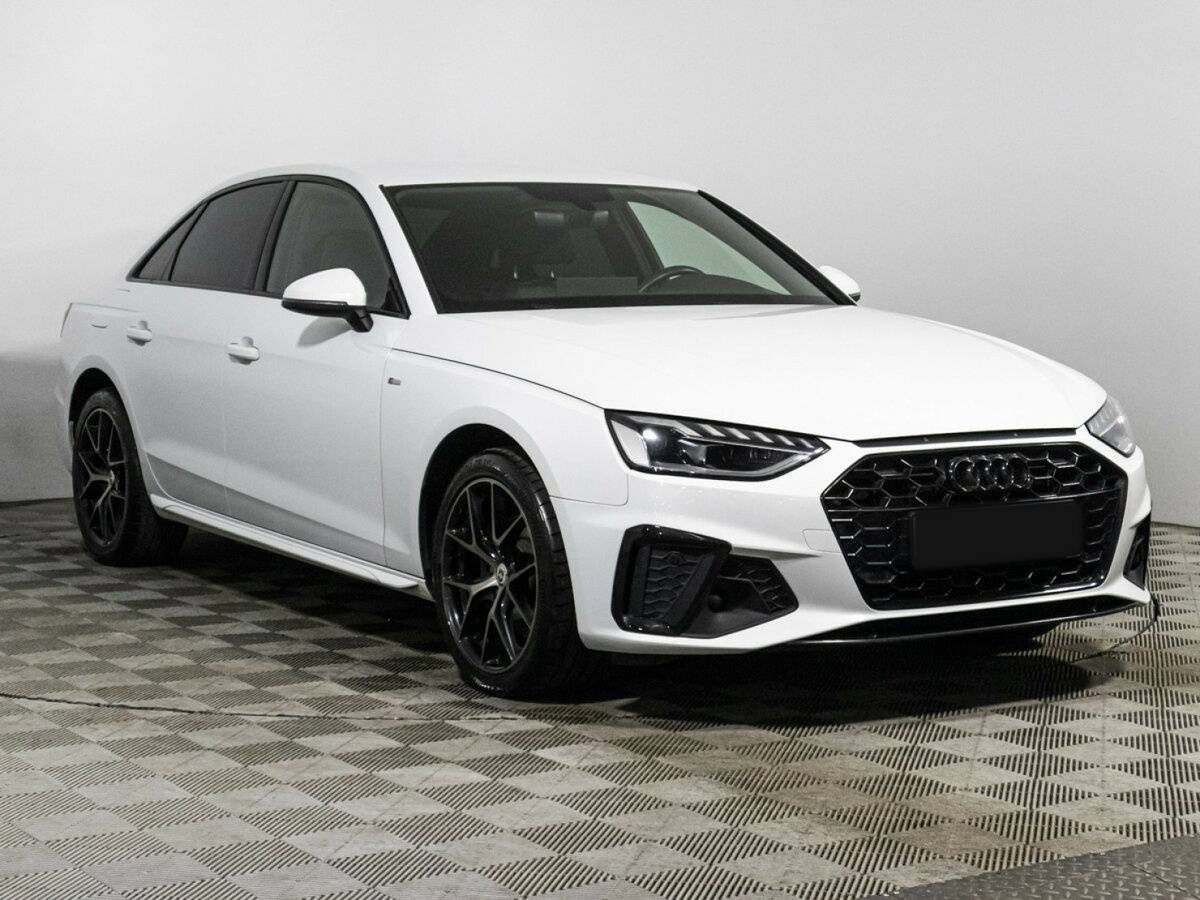 Audi A4 2020 года с пробегом. Фото: #2