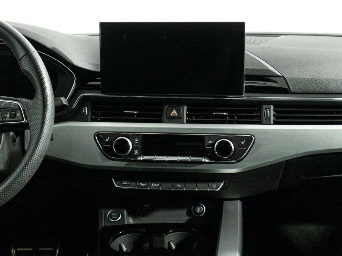 Audi A4 2020 года с пробегом. Фото: #13