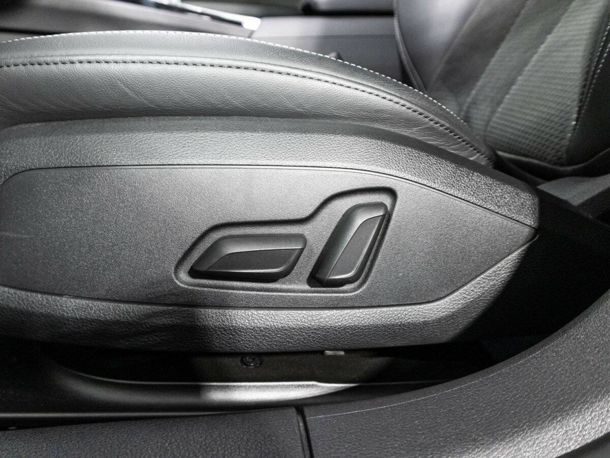 Audi A4 2020 года с пробегом. Фото: #15