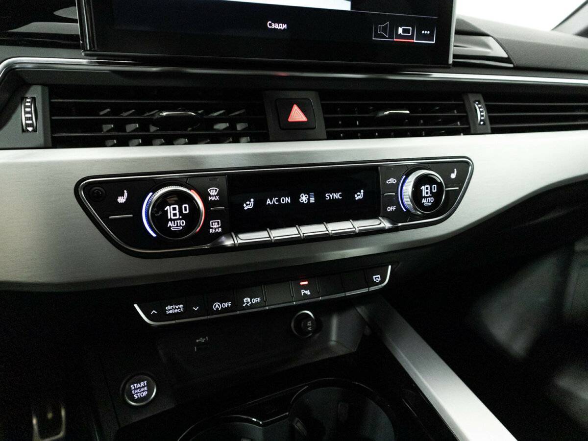Audi A4 2020 года с пробегом. Фото: #17